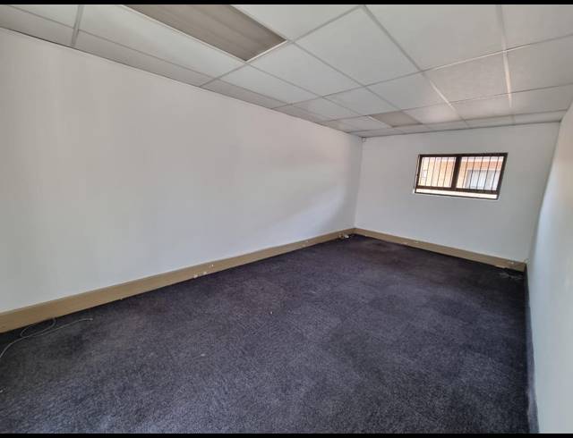 850M² BUILDING FOR SALE IN ALBERTON NORTH